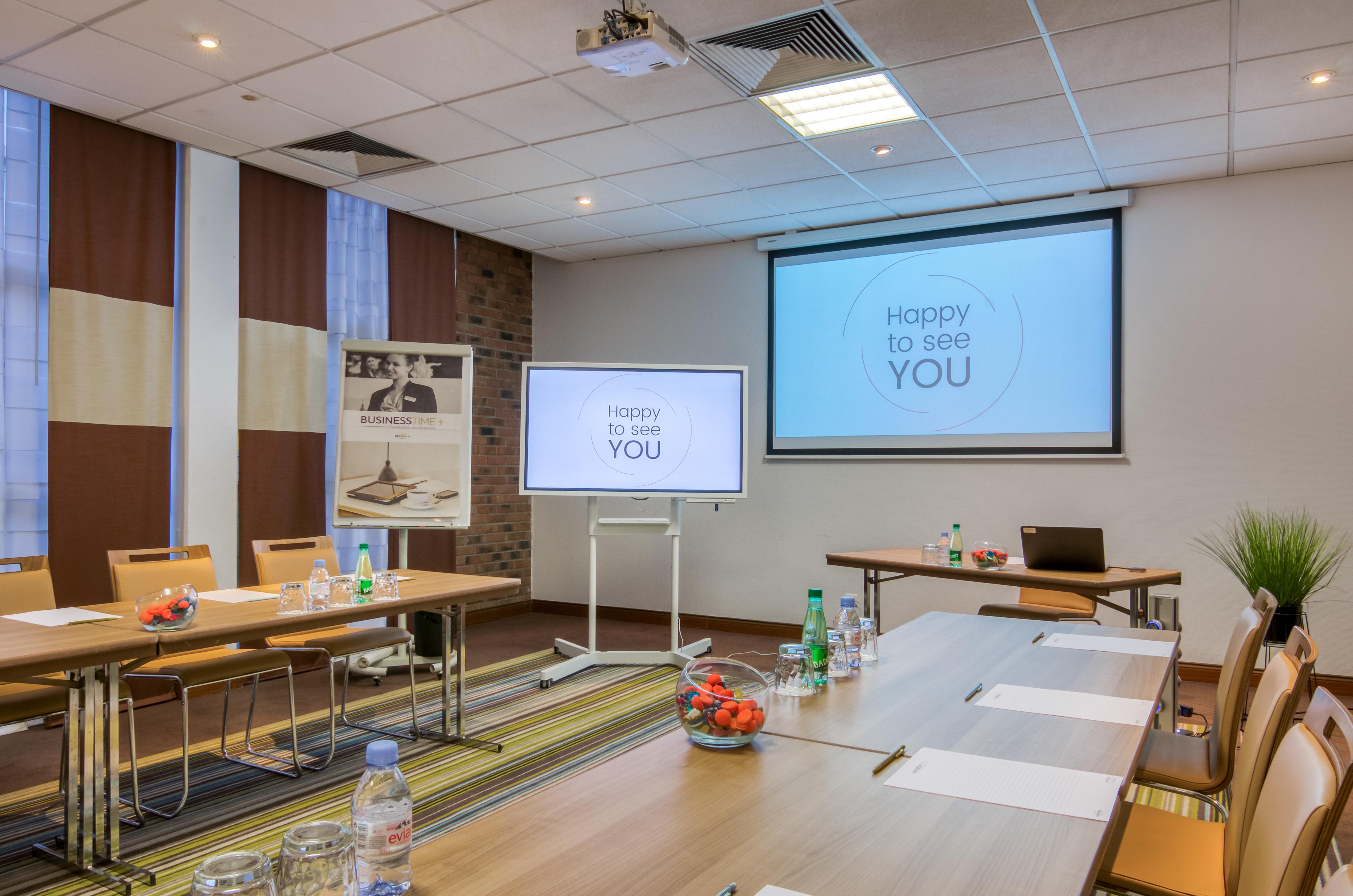 Hotel Mercure Lille Aeroport Экстерьер фото