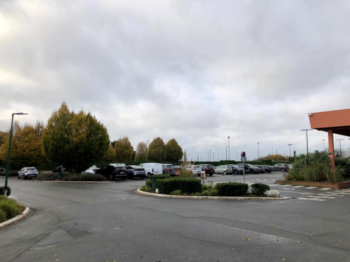 Hotel Mercure Lille Aeroport Экстерьер фото
