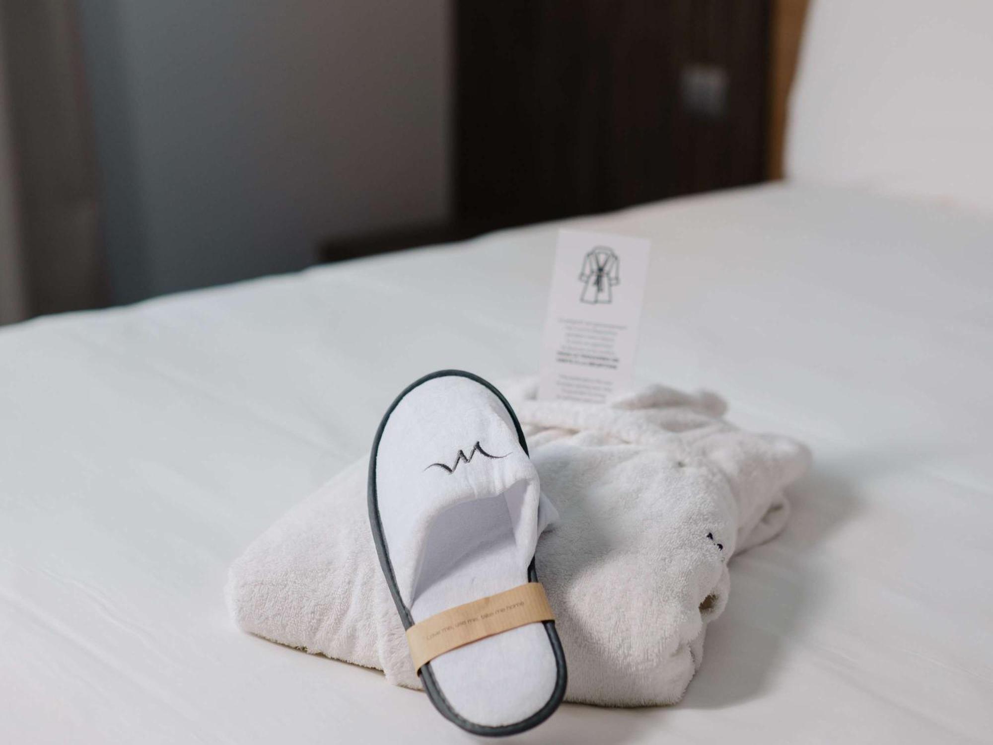Hotel Mercure Lille Aeroport Экстерьер фото